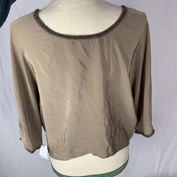 🏆 Collective Concepts Blouse Poncho - Picture 6 of 6